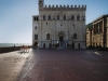 Piazza with 6 “ceraioli”, Piazza del Duomo, Gubbio © Steve McCurry