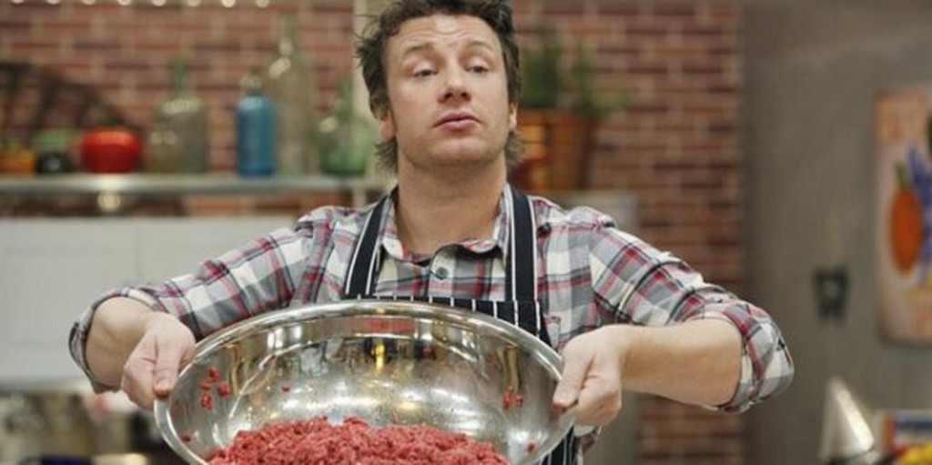 Jamie Oliver, lo chef che ha costretto McDonald's a cambiare ricetta degli hamburger