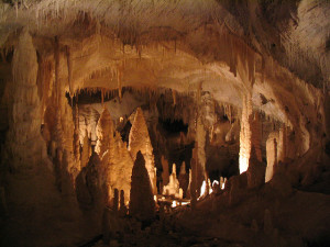 www.grotte-di-frasassi.it