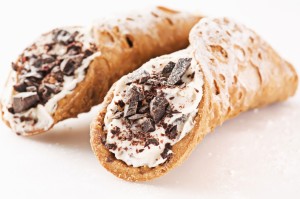 L Irresistibile Sapore Delle Tradizioni Il Cannolo Siciliano Il Daily Slowil Daily Slow