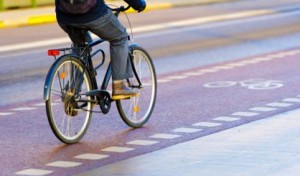 La bicicletta, un esempio di mobilità sostenibile (www.skyscanner.it)