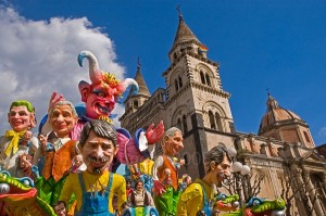 Carnevale di Acireale (carnevaleinsicilia.wordpress.com)