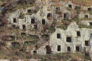 Cava d'Ispica (www.guidaturisticachiara.it)