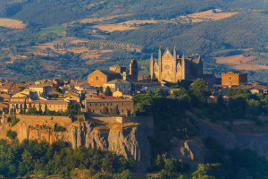 Panoramica sulla città di Orvieto, foto tratta da nothingcooler.com