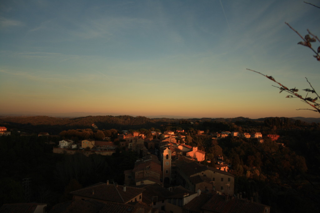 Il borgo di Palaia visto dalla Rocca